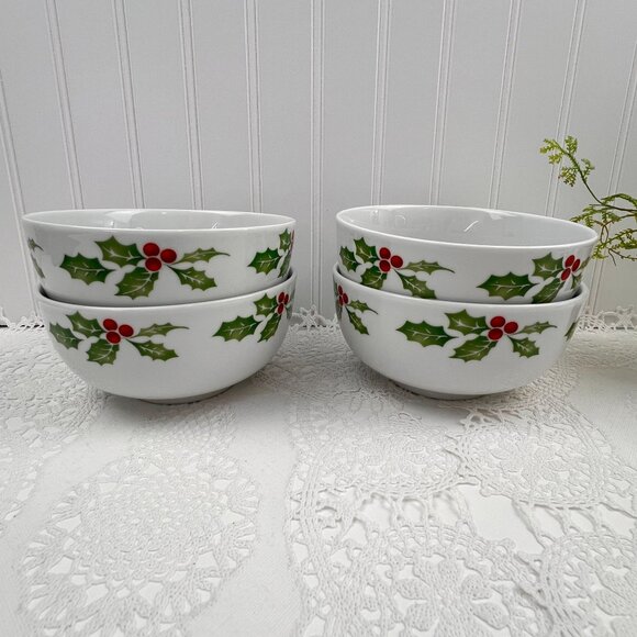 Pfaltzgraff "Christmas Day" Holiday Cereal Soup Bowls Set Of 4 Tree Holly Design - Picture 9 of 9